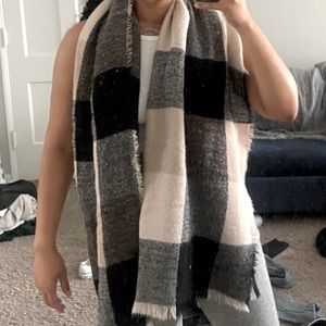 Plaid Blanket Scarf